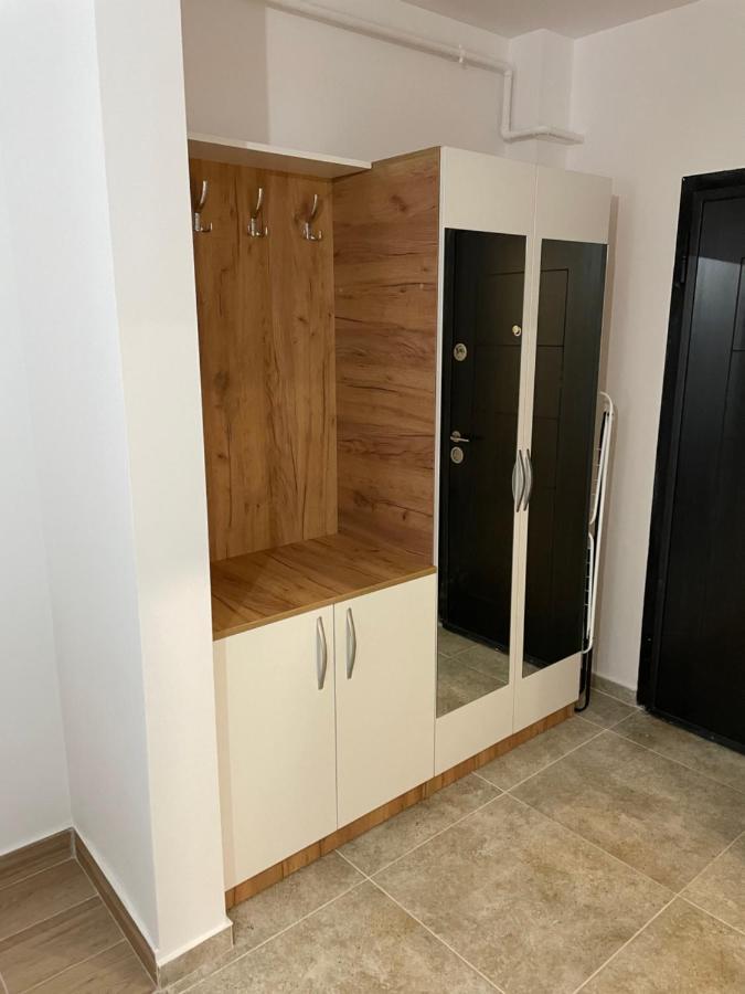 Militari Comfort Studio Rosu Экстерьер фото